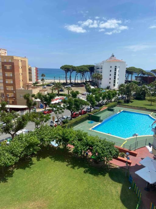 Estudio Con Vistas Al Mar Lägenhet La Pineda Exteriör bild